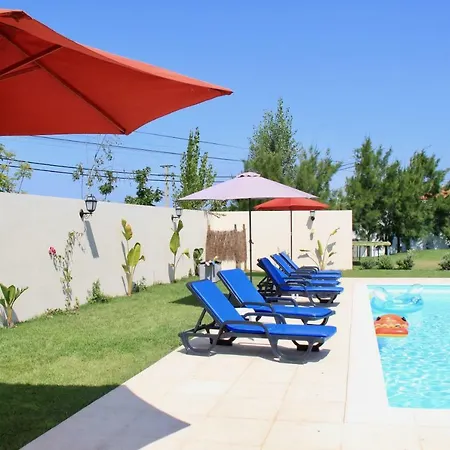 בית נופש A Casa Da Andorinha *