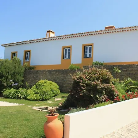 A Casa Da Andorinha Ferienhaus Salir de Matos