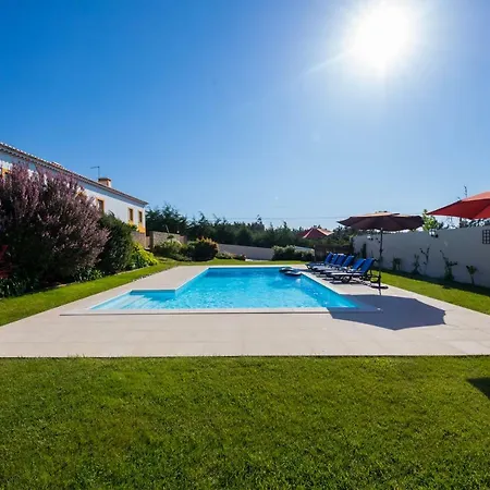 A Casa Da Andorinha Ferienhaus Salir de Matos