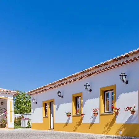 A Casa Da Andorinha 펜션 살리어드마토스